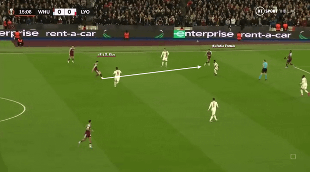 But instead, Rice opts to fire a ball instantly into the feet of Pablo Fornals in between the lines.